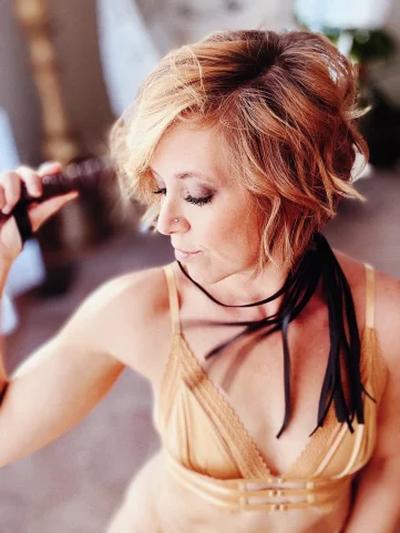 Photo of model @midwestbetty