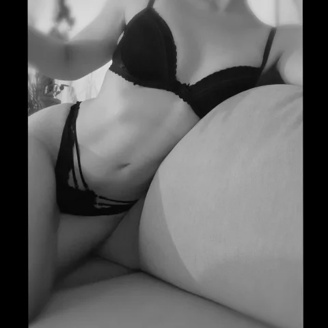 Photo of model @miina_donna