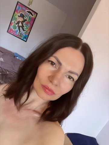 Photo of model @mila_flirty