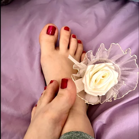 Photo of model @milafeet261