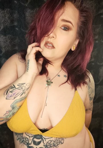 Photo of model @millieamethyst