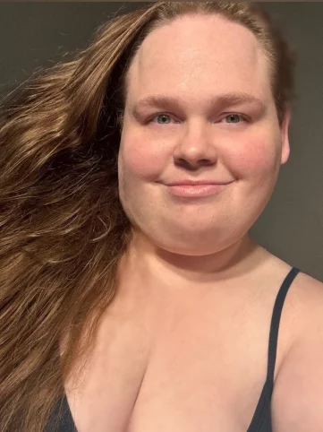 Photo of model @miss_curvycat