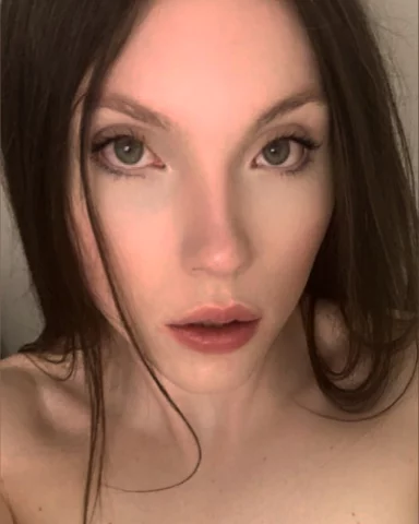 Photo of model @missstressed