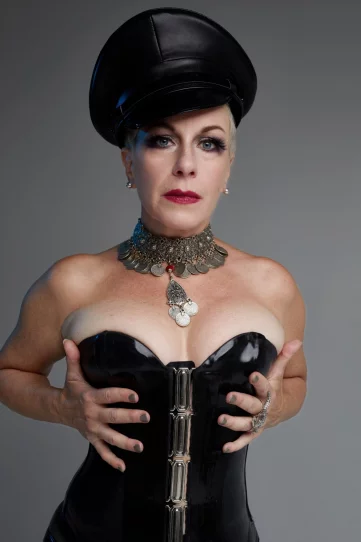 Photo of model @mistressdiamondblu