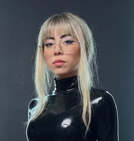 Photo of model @mistressroxybdsm