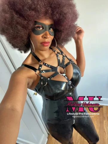 Photo of model @mistressunknown