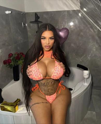 Photo of model @mly.offiziell