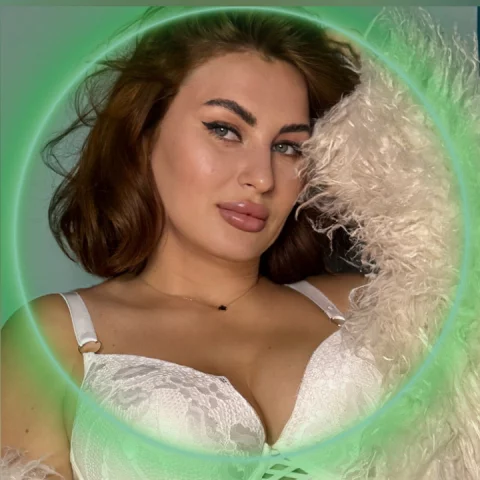 Photo of model @mommy_annabelle