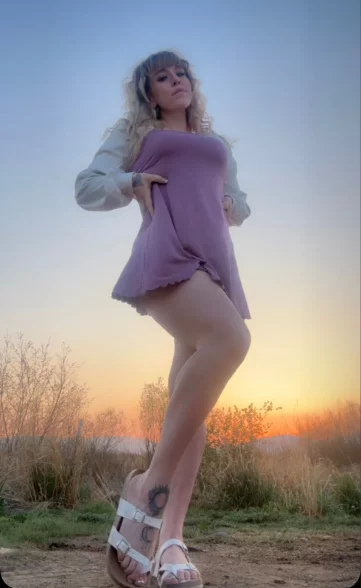 Photo of model @mommymarie32