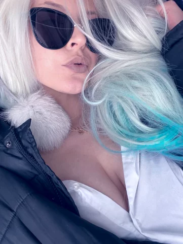 Photo of model @monica-ice