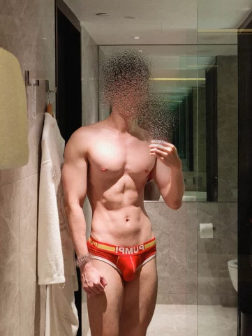 Photo of model @musc_edge_free