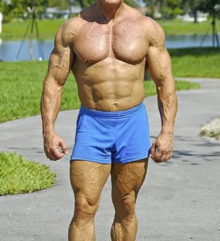 Photo of model @muscledaddies