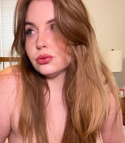 Photo of model @natalieatnite