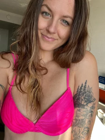 Photo of model @natasha_nightly