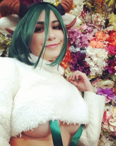 Photo of model @natsuri_cosplay