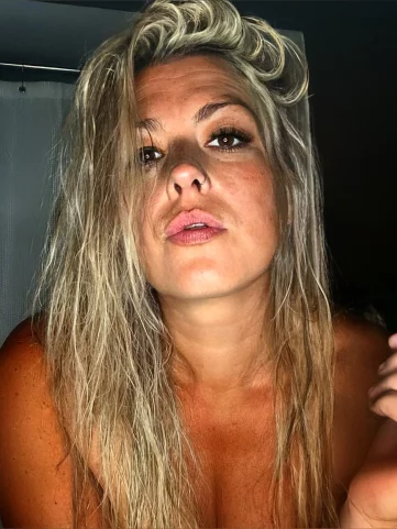 Photo of model @nattoolate