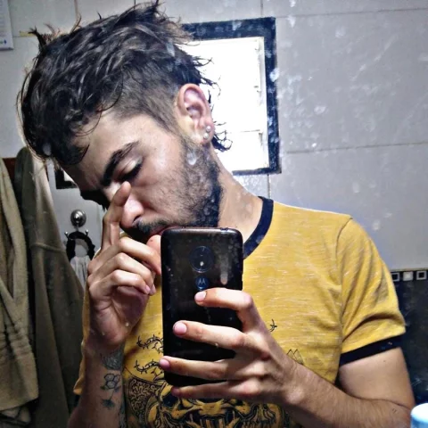 Photo of model @niklaus_420