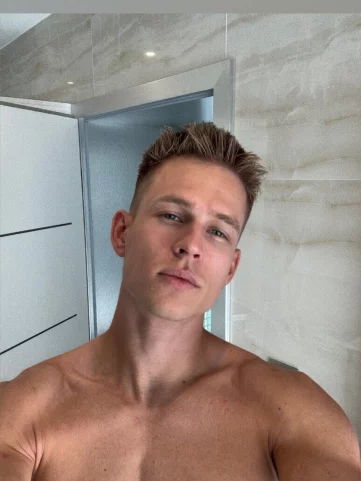 Photo of model @nilstatum