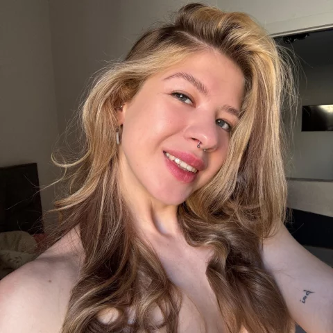 Photo of model @nola_angel
