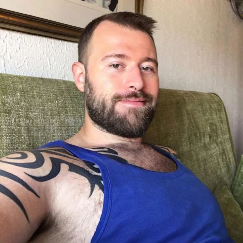 Photo of model @nudistgamer