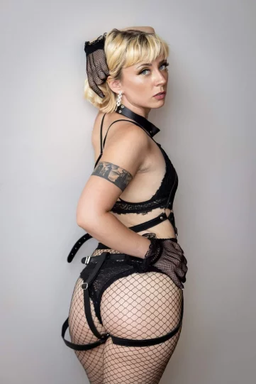 Photo of model @nymphomadic