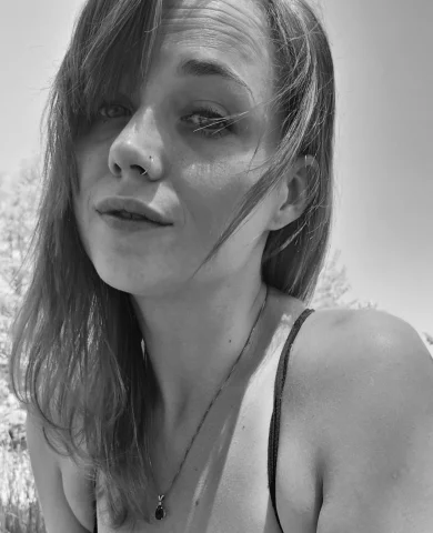 Photo of model @offgridluvshack
