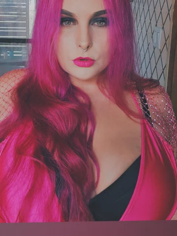 Photo of model @olivia_foxxxoxo