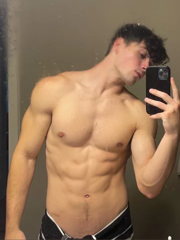Photo of model @onlyshredsfans