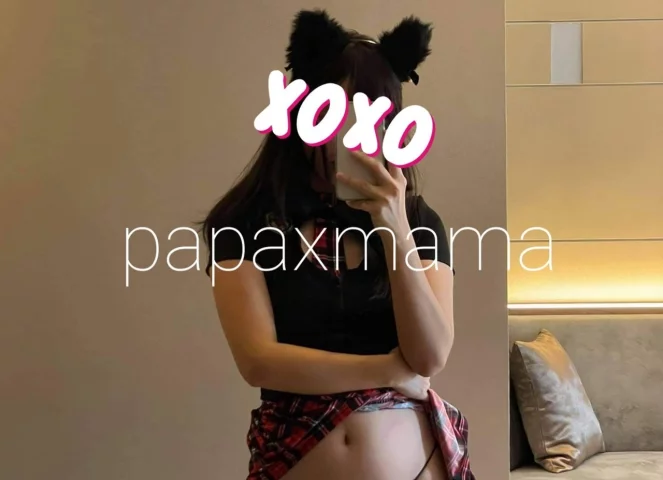 Photo of model @papaxmama