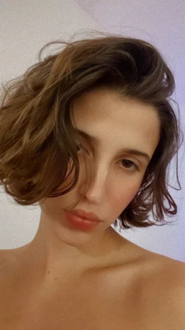 Photo of model @peachmartina