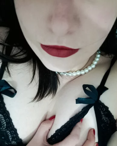 Photo of model @peachyt94