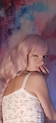 Photo of model @pinkfayrose