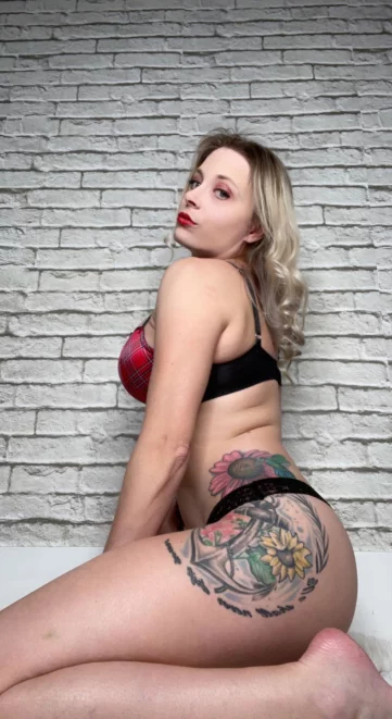 Photo of model @pixieindixie69_free