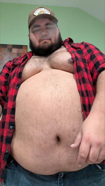 Photo of model @plushbossbear