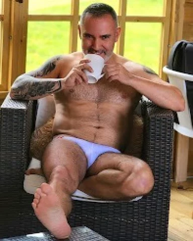 Photo of model @polar_daddy