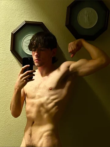 Photo of model @professional_gaymer