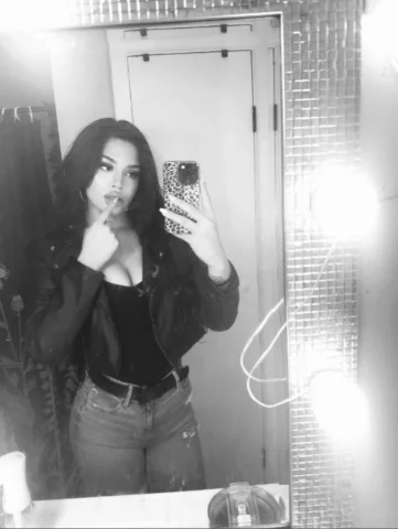 Photo of model @puertoricanhottie87