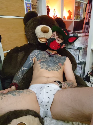 Photo of model @puppynoxx
