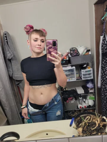 Photo of model @queen__derp