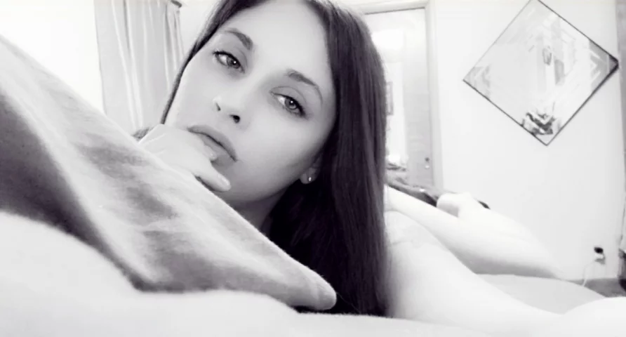 Photo of model @queenanez