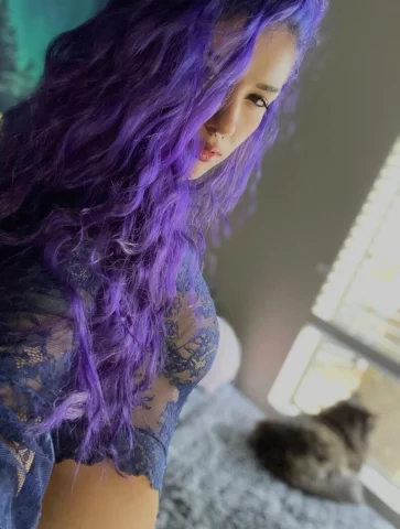 Photo of model @queenpurpfree