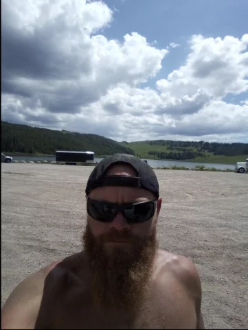 Photo of model @r3albeard3dadbod169