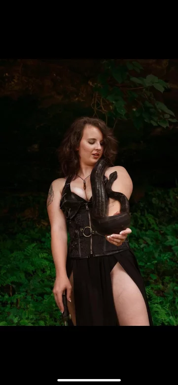 Photo of model @ray-jae