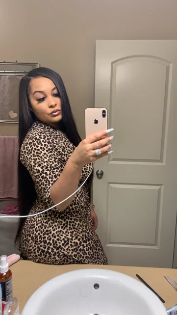 Photo of model @realkalibabbyy