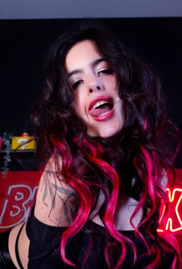 Photo of model @redjinx_free
