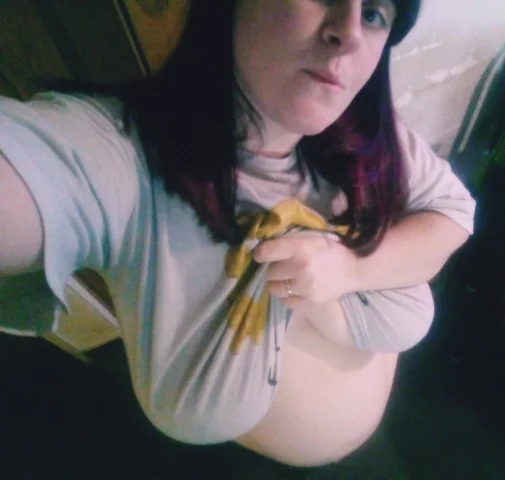 Photo of model @redspicyqueen