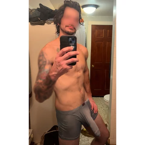 Photo of model @robbystrokes