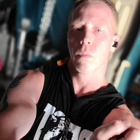Photo of model @robsfitbuffalo