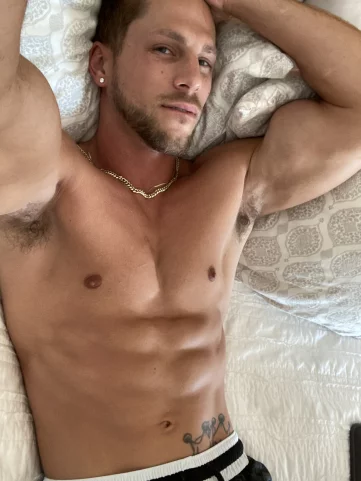Photo of model @romantodd_free
