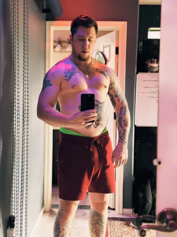 Photo of model @roscoedog